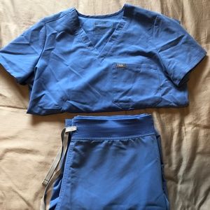 Figs Cecil blue set and olive green bottoms